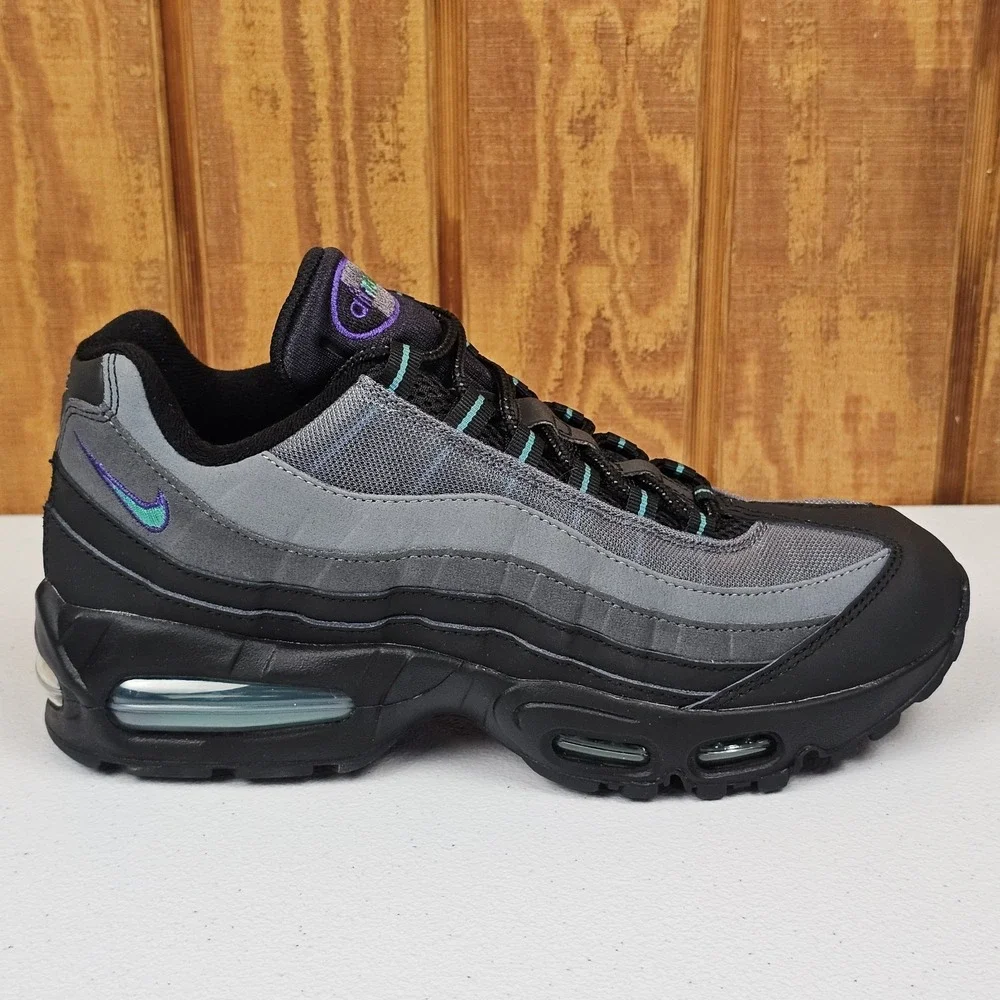Nike Air Max 95 OG Mens 8 Big Bubble Black Grape IQ7601-010